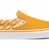Vans Ua Classic Slip-On (Logo Repeat)Cdumylwtrwht Orange 2 Vans Ua Classic Slip-On (Logo Repeat)Cdumylwtrwht Orange -SHOOOS SHOP vans ua classic slip on logo repeatcdumylwtrwht