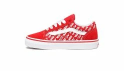 Vans Uy Old Skool (Logo Repeat) Kids Red -SHOOOS SHOP vans uy old skool logo repeatrcngrd trwht vn0a4buuw35 3
