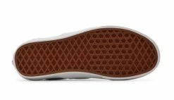 Vans Waffle Lovers Classic Slip-On White White 11 Vans Waffle Lovers Classic Slip-On White White -SHOOOS SHOP vn000xg8b0n2